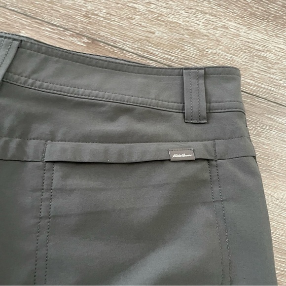 Eddie Bauer Adventurer 2.0 Skort
Dark Smoke
Size 8 - Picture 7 of 8